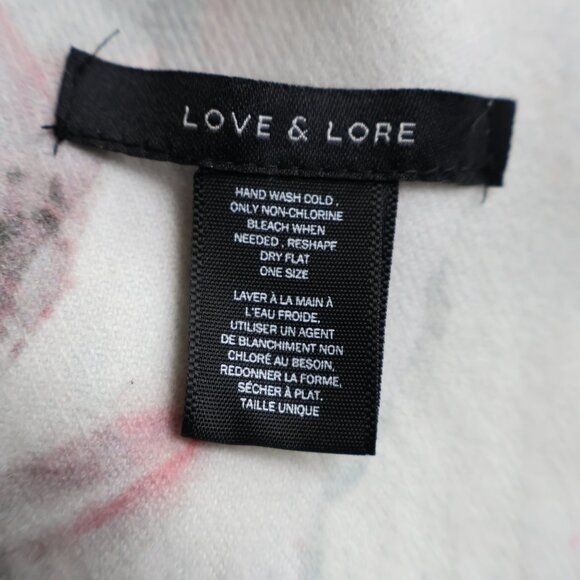 Love & Lore Scarf - Floral - Pashmina - Shawl - Picture 4 of 6